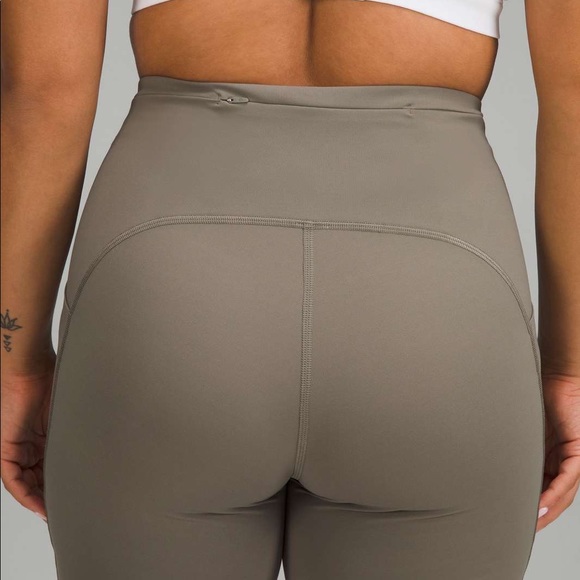 ******SOLD*** NWOT Lululemon Swift Speed HR Tight 28’ - Picture 2 of 5